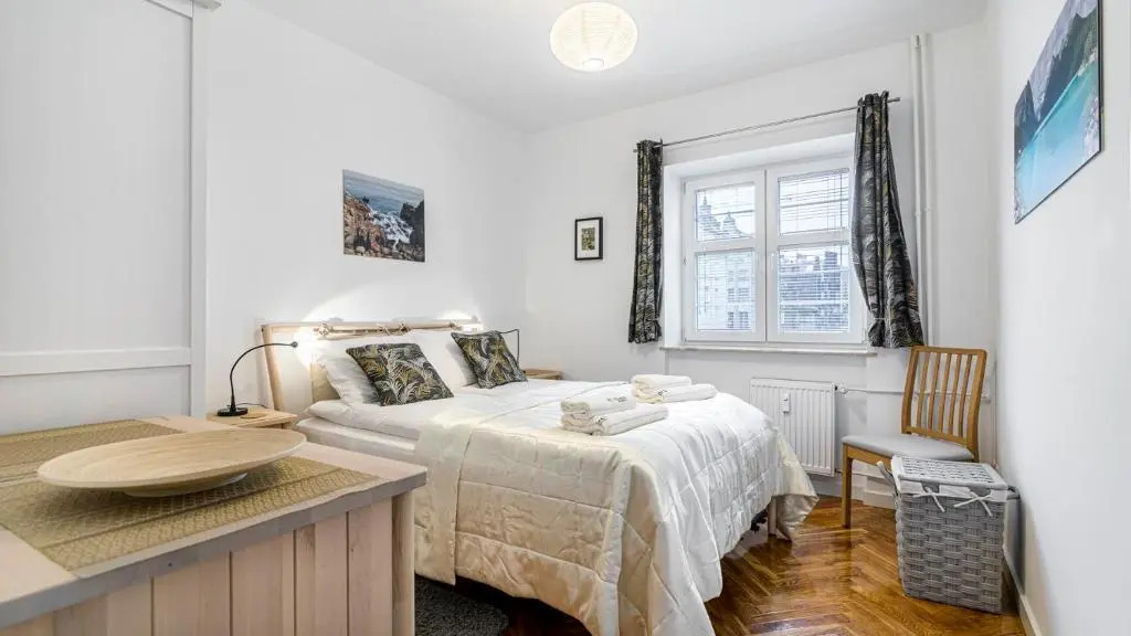 BillBerry Apartments - Four Lions