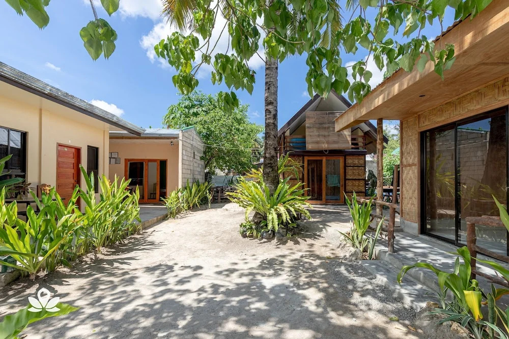 ZEN Rooms Basti Siargao