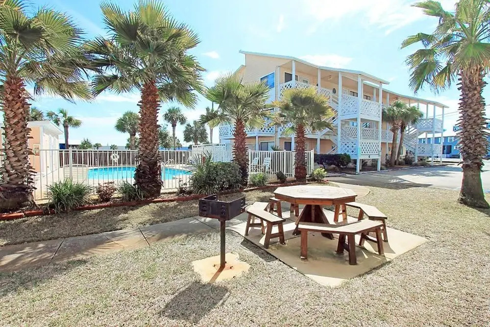 Sand Castle West By Panhandle Getaways