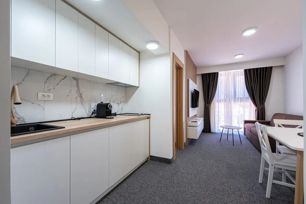 Rooftop Apartments & Rooms