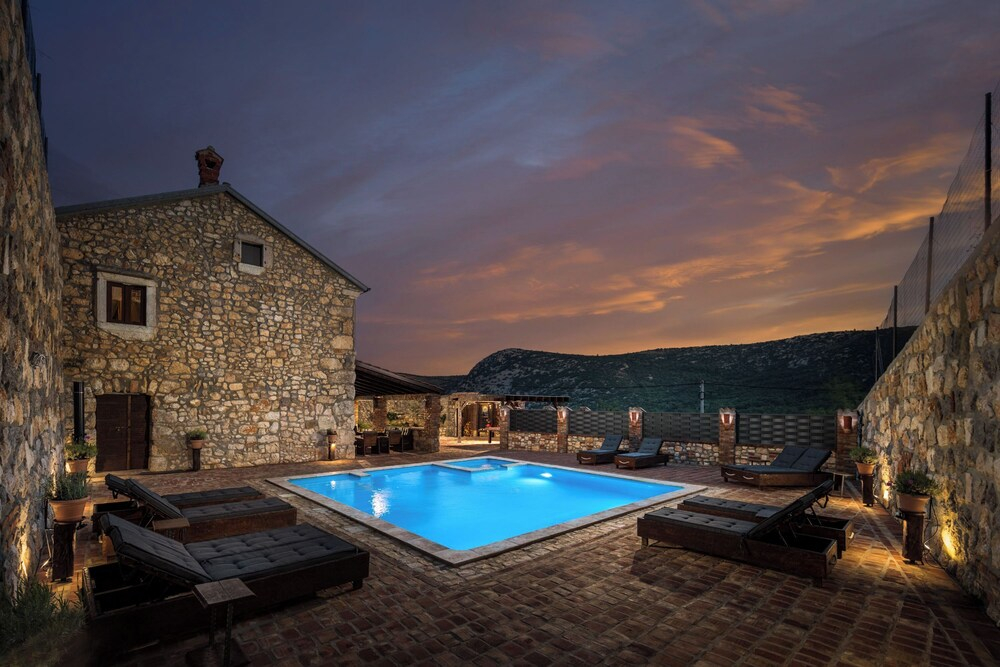 Villa Cupido With Private Pool - Happy Rentals