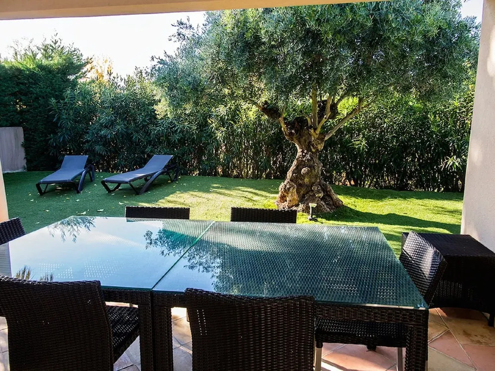 Detached Villa With Swimming Pool, Only 1 km. From the sea
