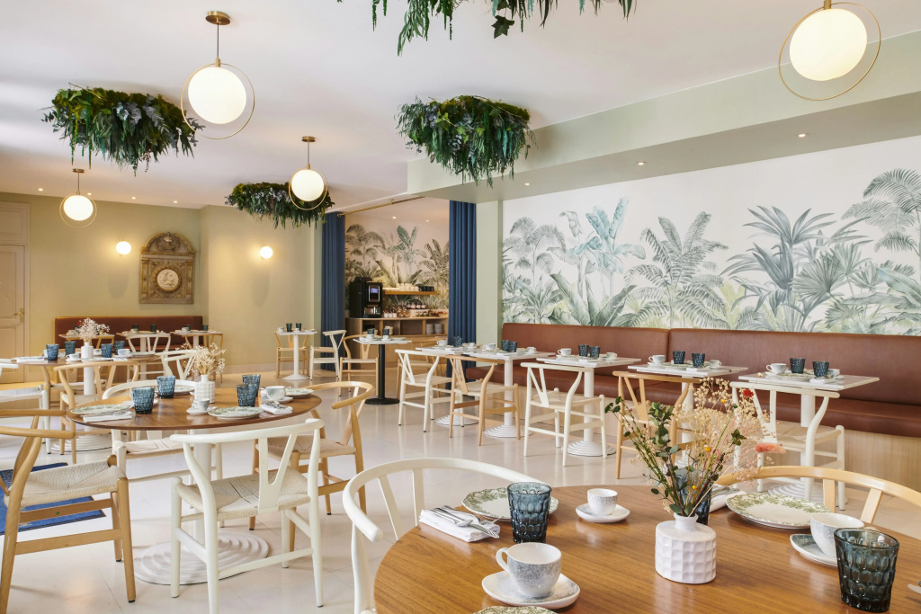 Maison des Ambassadeurs, a Small Luxury Hotels