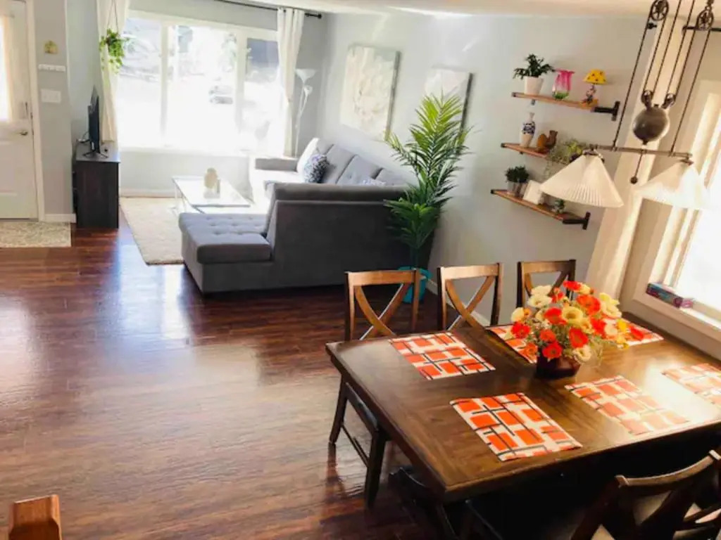 Sweet 5 bedrooms single house in Hinton