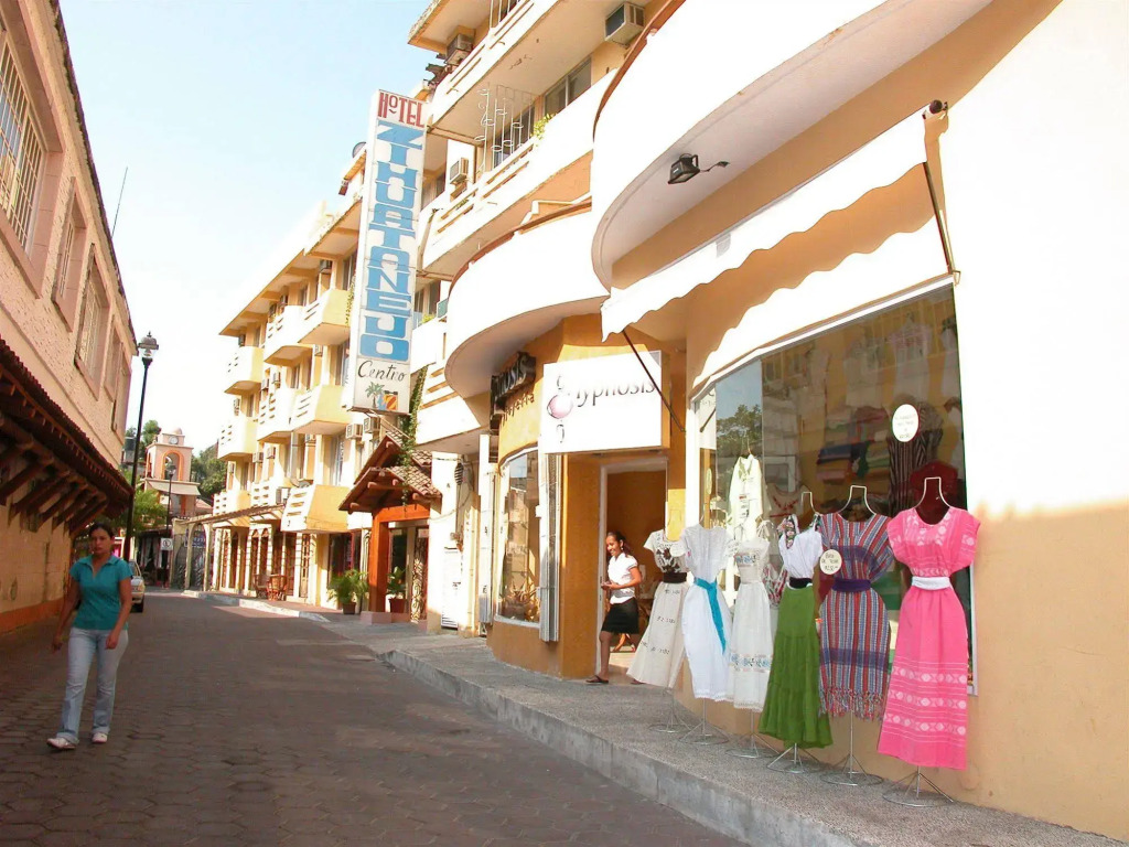 Hotel Zihuatanejo Centro