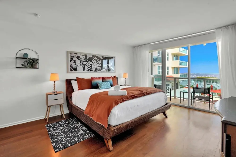Amazing SEA VIEW Studio