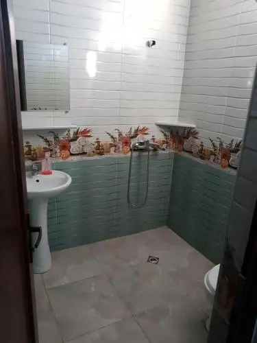 MIDIA Guest House