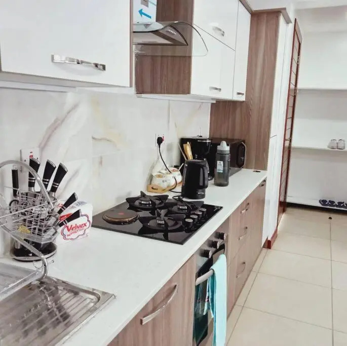 Lovely 2-bedroom serviced apartment with pool in Kilimani