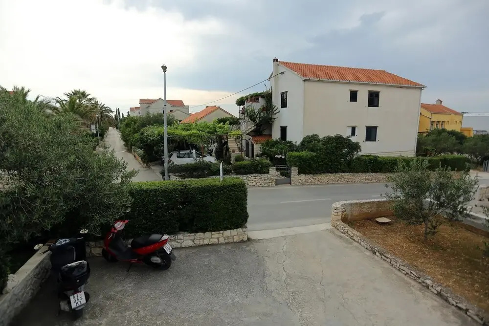 Mut - 250 m From Beach - A1