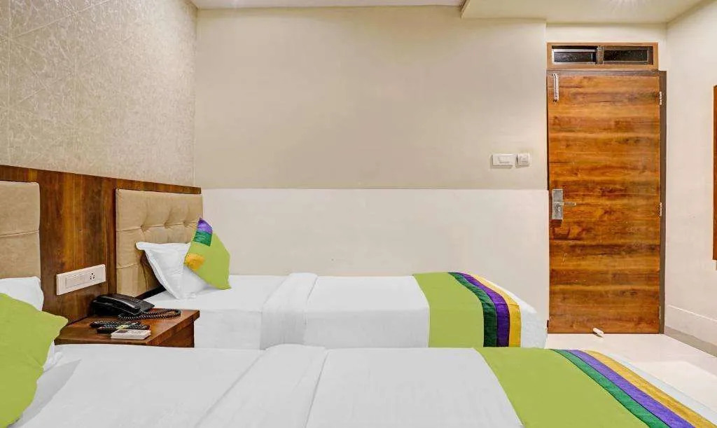 Itsy By Treebo - Bkc Mannat