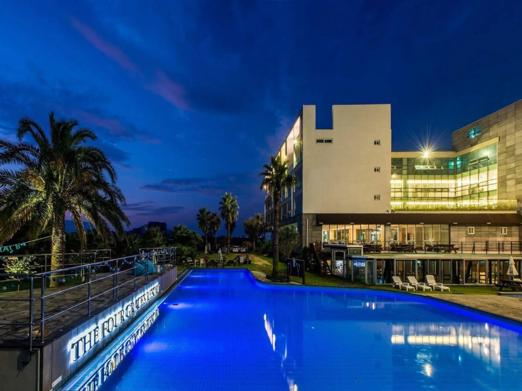 The Four Grace Resort