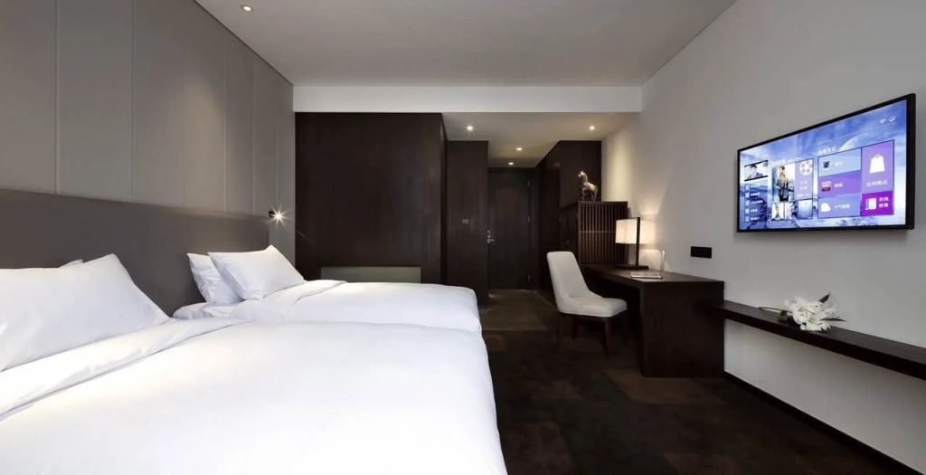 Ease House Hotel