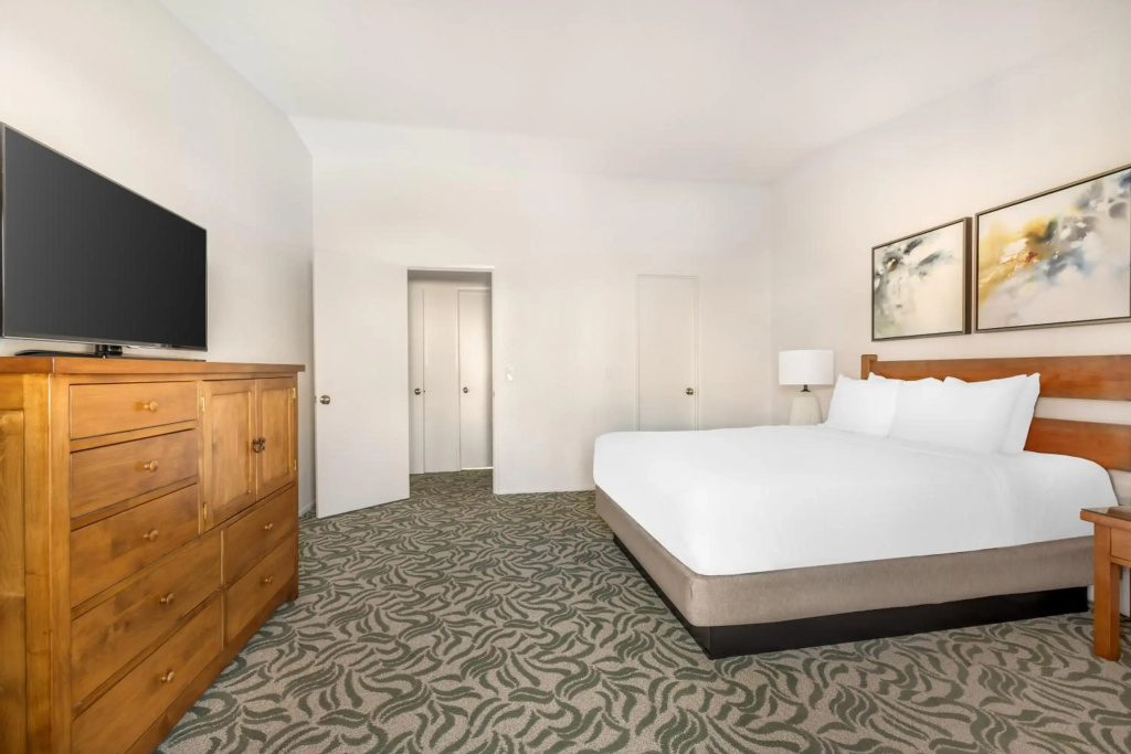 Riviera Oaks Resort by Coolvacay