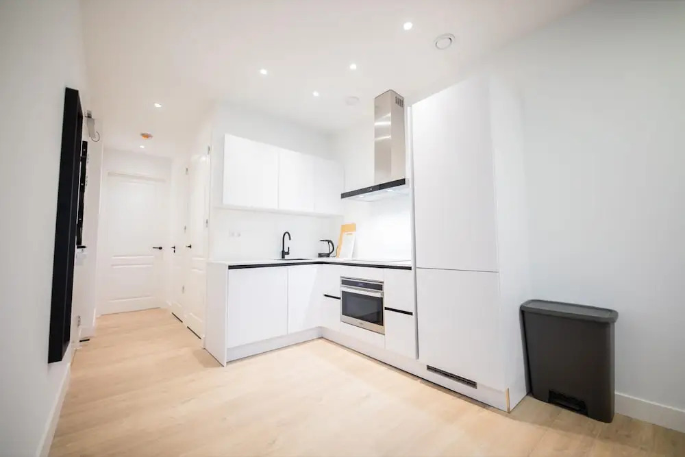 Alphabet 1 BR Apartment Ss177