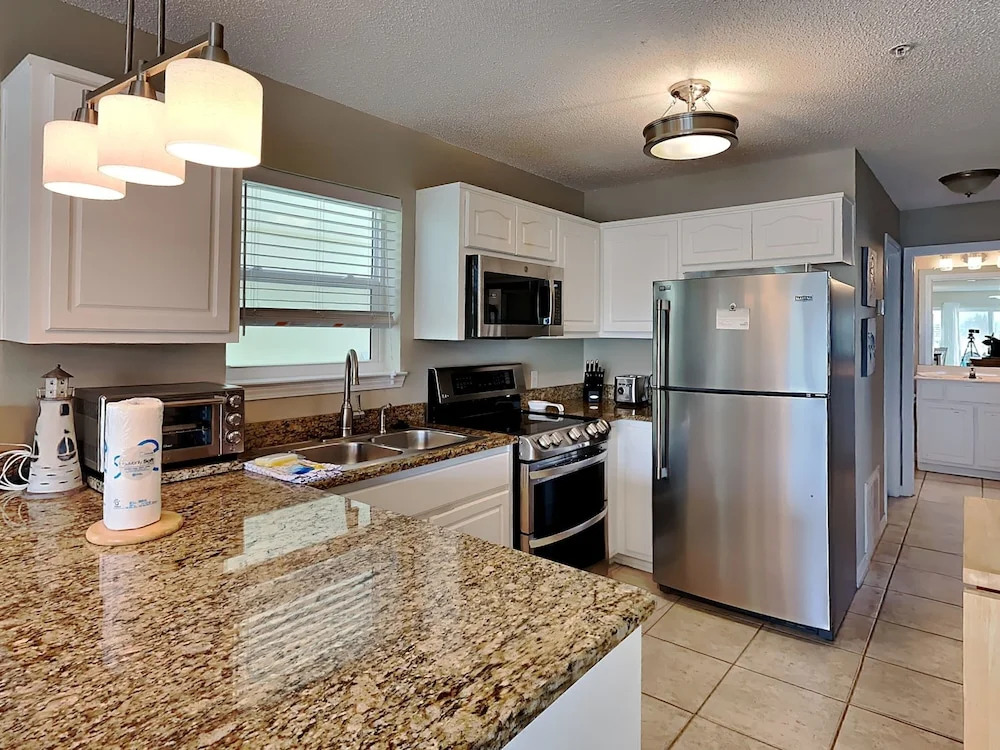 Gulf Island Condos II