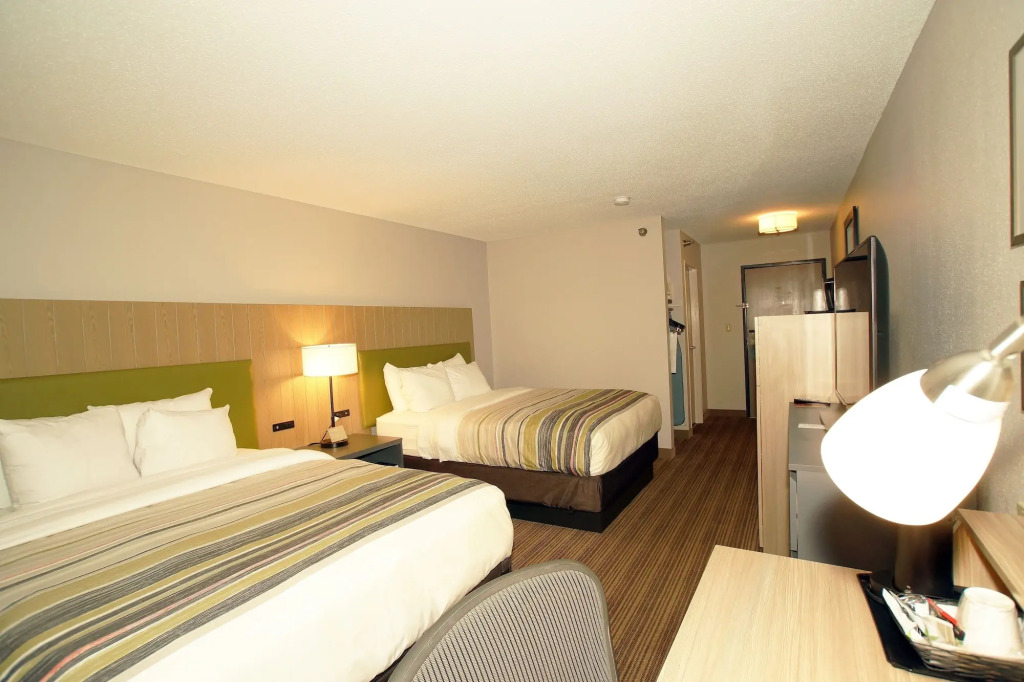 Country Inn & Suites by Radisson, Greenfield, IN