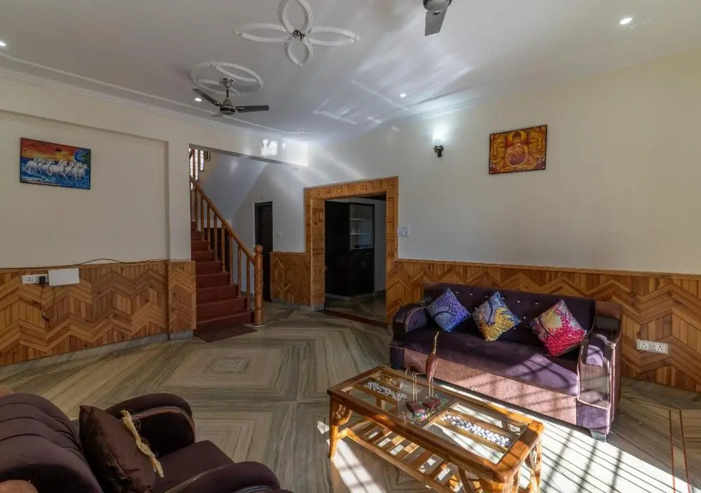 SaffronStays Willow Castle, Bhimtal - Pet-Friendly Home Near Bhimtal Lake