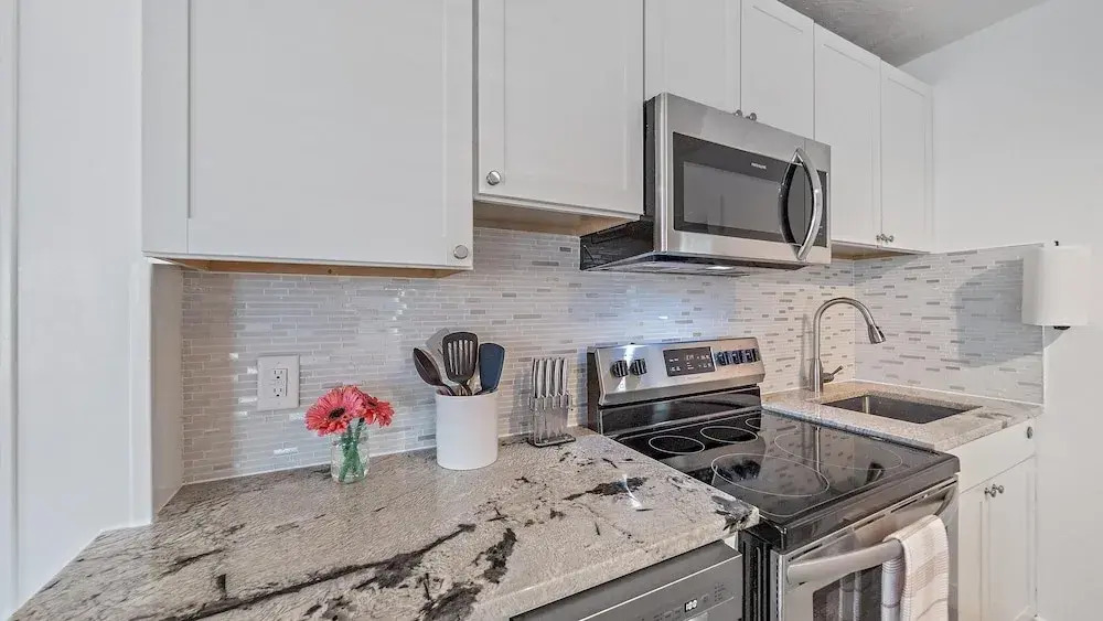 Urban Nest On 8th 4 Bedroom Home