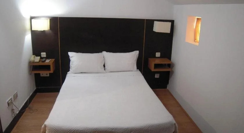 Guesthouse Lusa Atenas