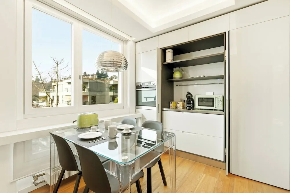 Generoso Luxury Lake View Suite in Lugano