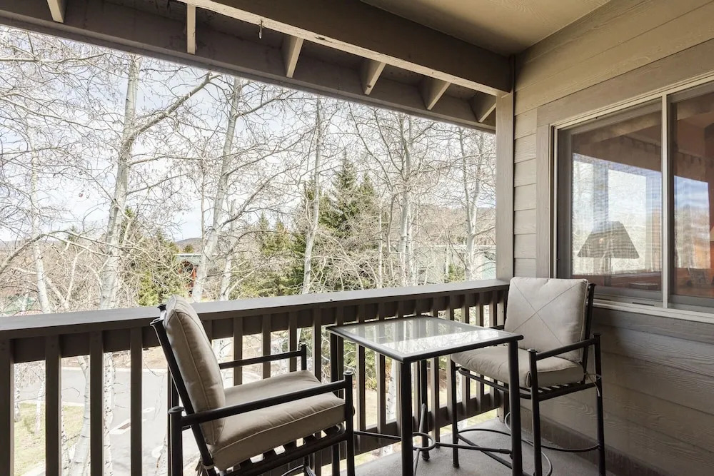 Snow Flower 124 2 Bedroom Condo by RedAwning