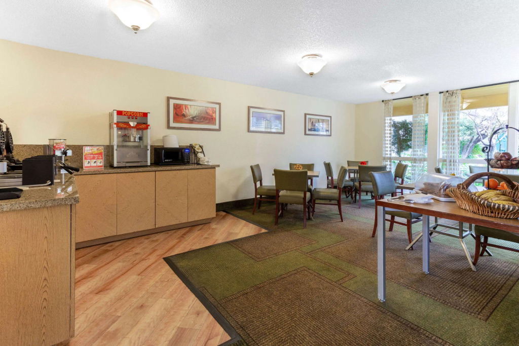 La Quinta by Wyndham Redding