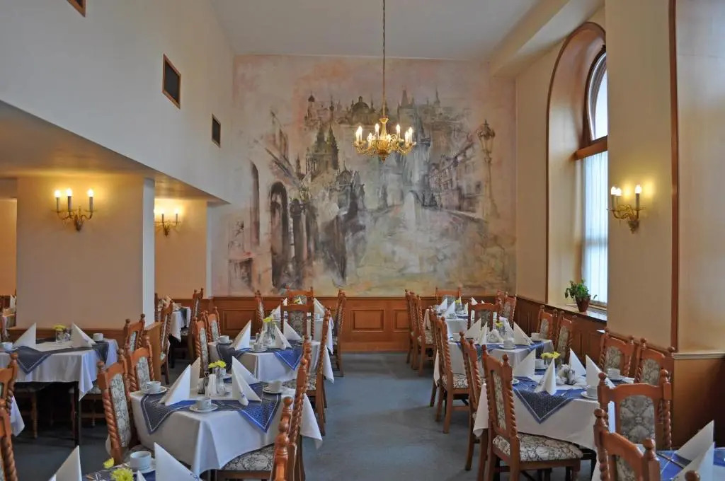Hotel Opera