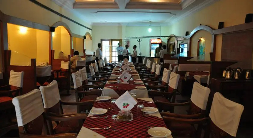 Hotel Megha City