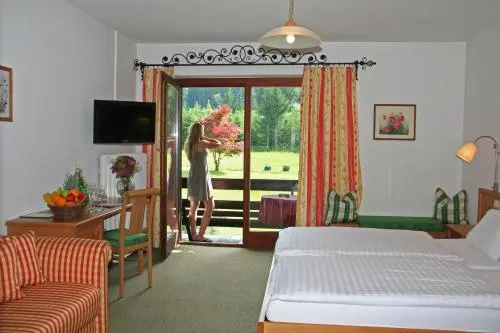 Hotel Garni Pension zur Wacht