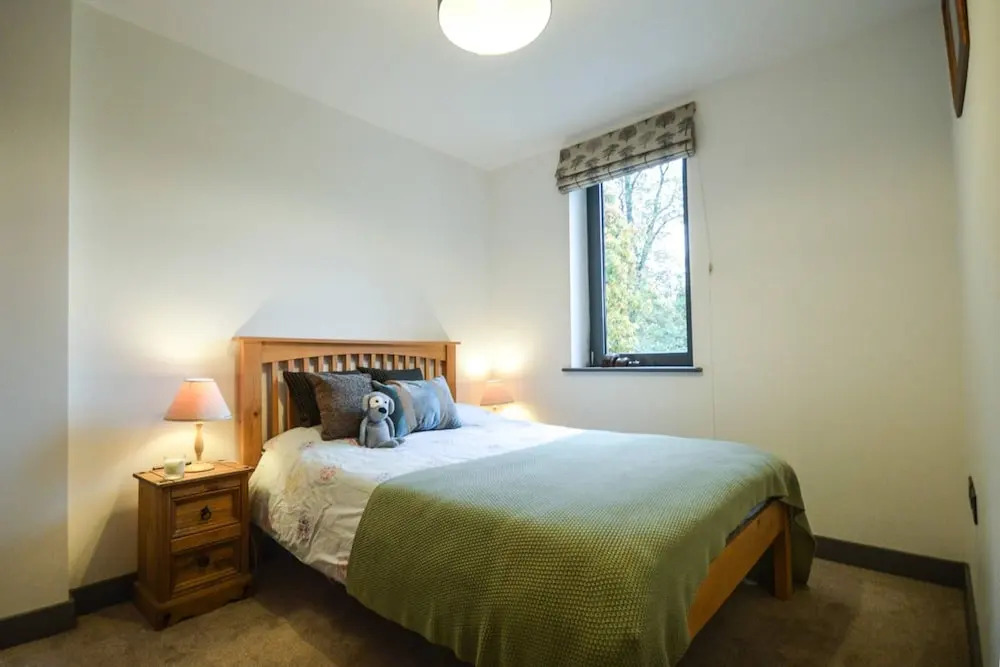 Bright One Bedroom Clifton City Pad