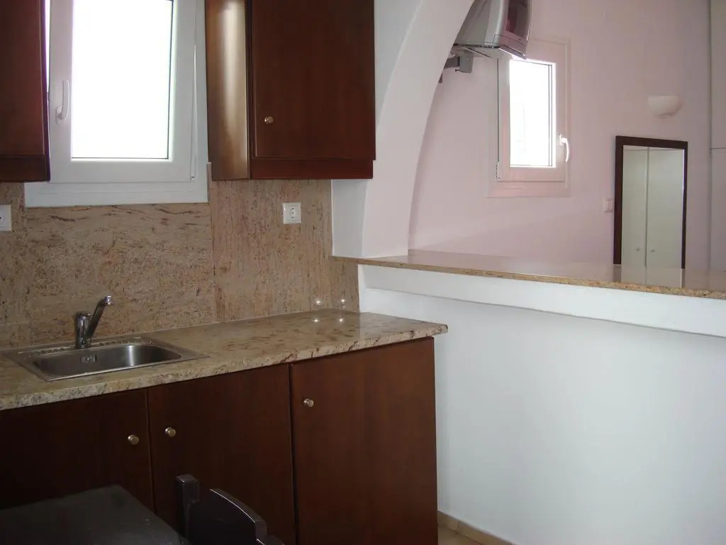 Elena Studios & Suites