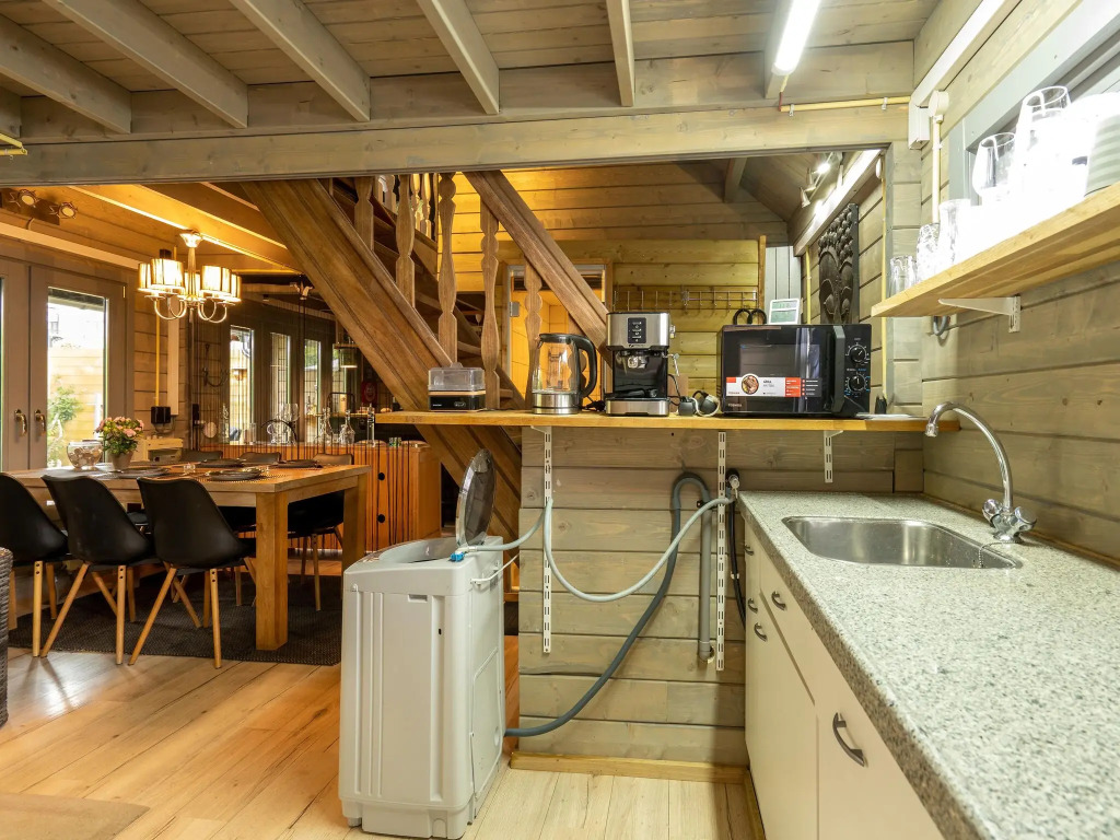 Modern chalet in Wilhelminadorp with private terrace