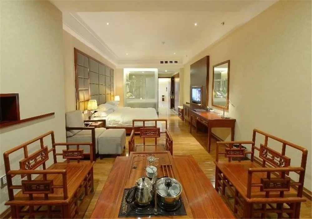 Yangjiang Jiayue Hotel