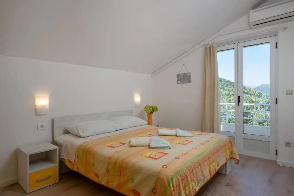 Apartments Mili