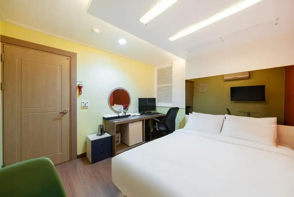 Hue Motel