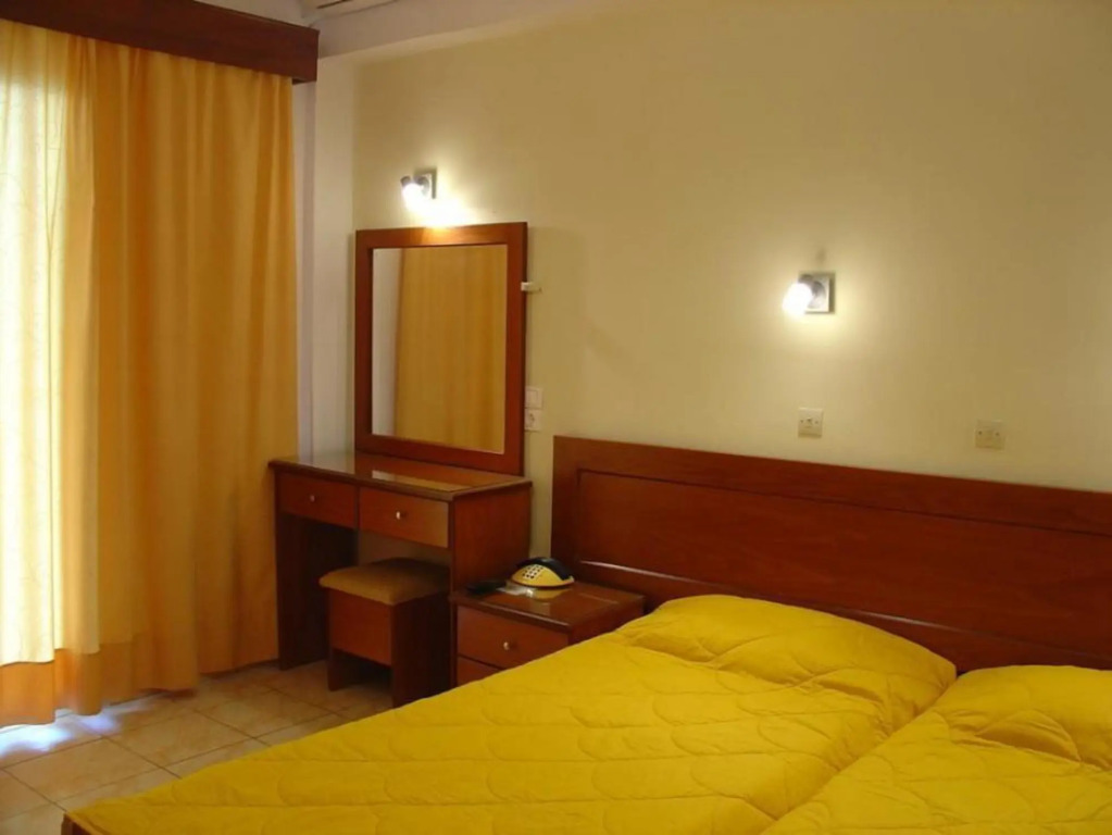 Golden Sands Hotel