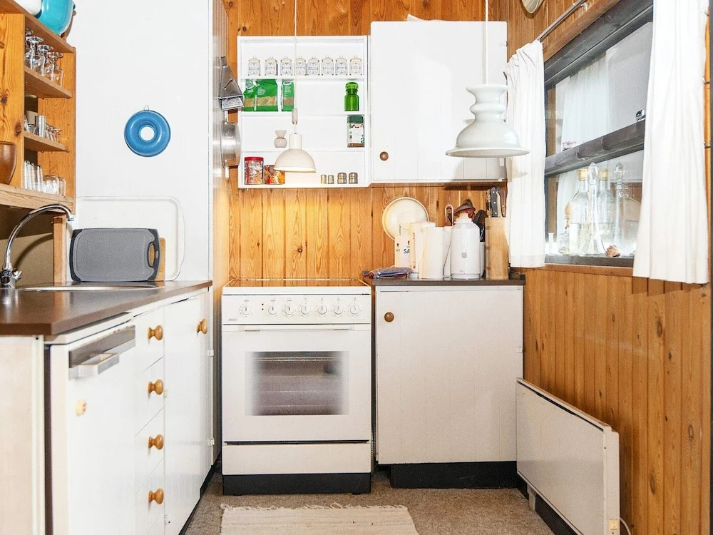 6 Person Holiday Home in Grenaa