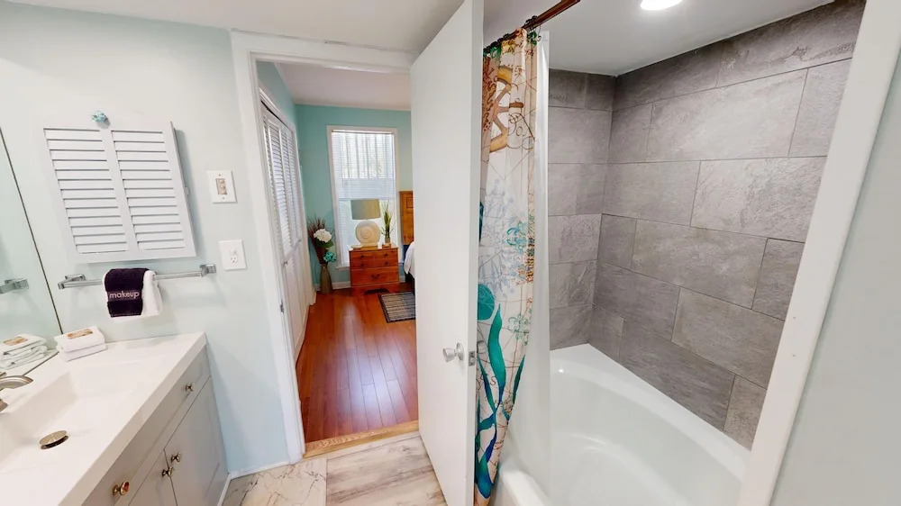 SPC 1001 is a Pet Friendly 1 BR close to pool by RedAwning