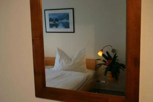 Garni Hotel-West