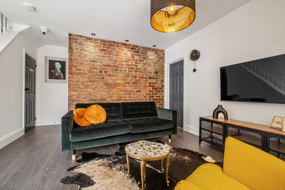 Immaculate 6-bed House in Newcastle