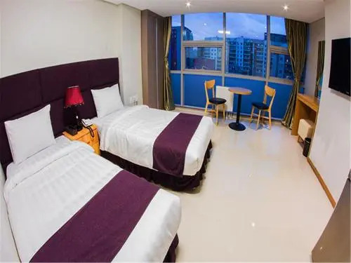J Hotel