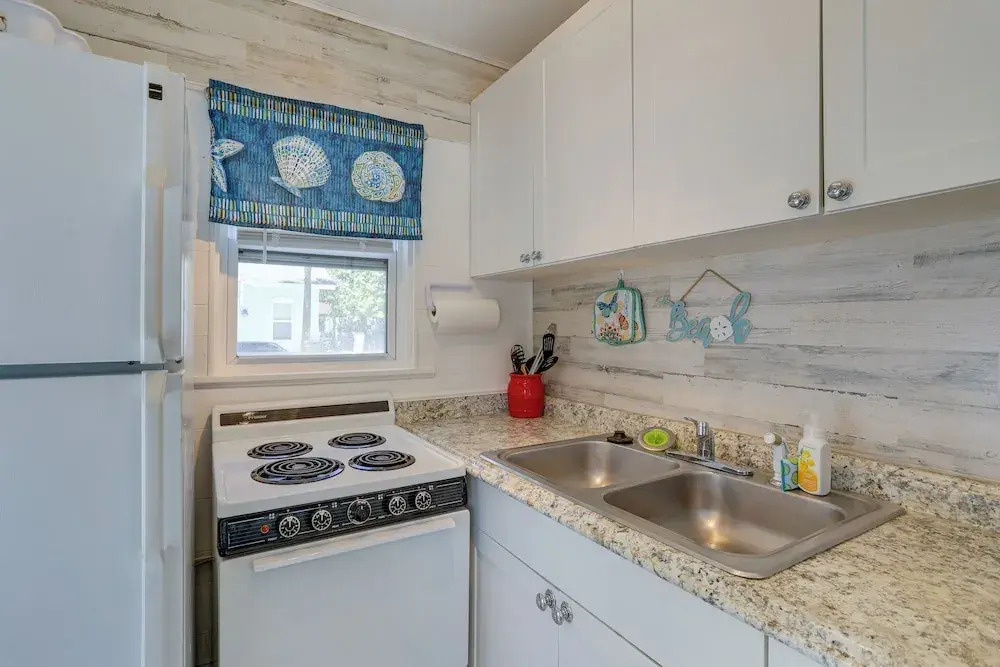Steps to Seawall: Cozy Indian Rocks Beach Cottage