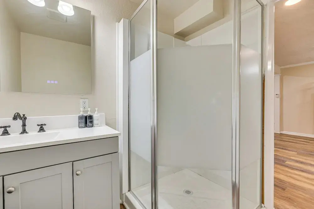 Walk to Marina: Central Bass Lake Studio w/ Deck!