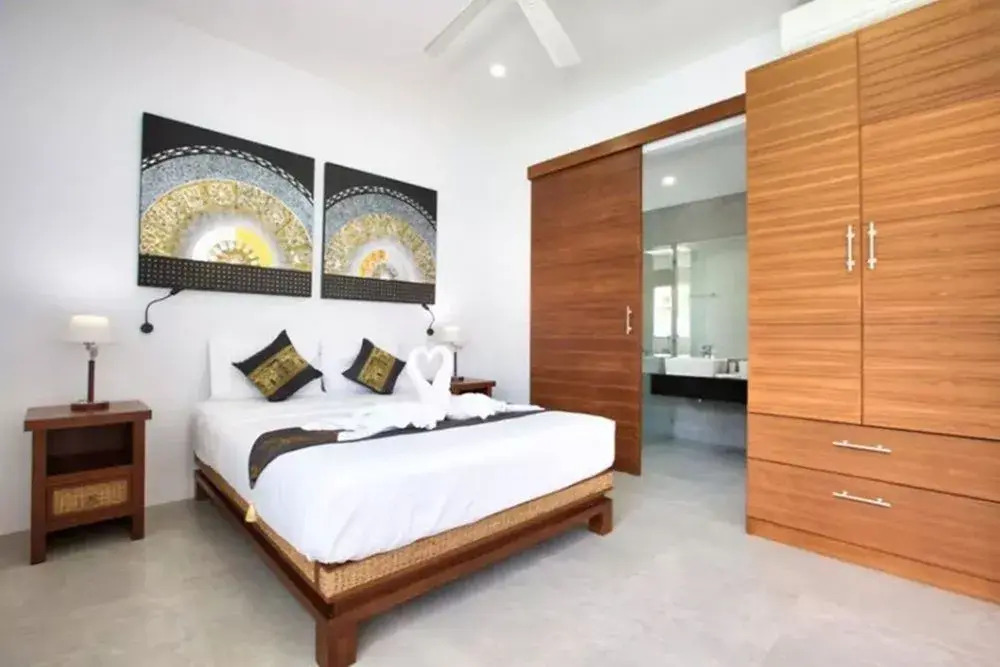 1 Bedroom Beautiful Beachfront Villa