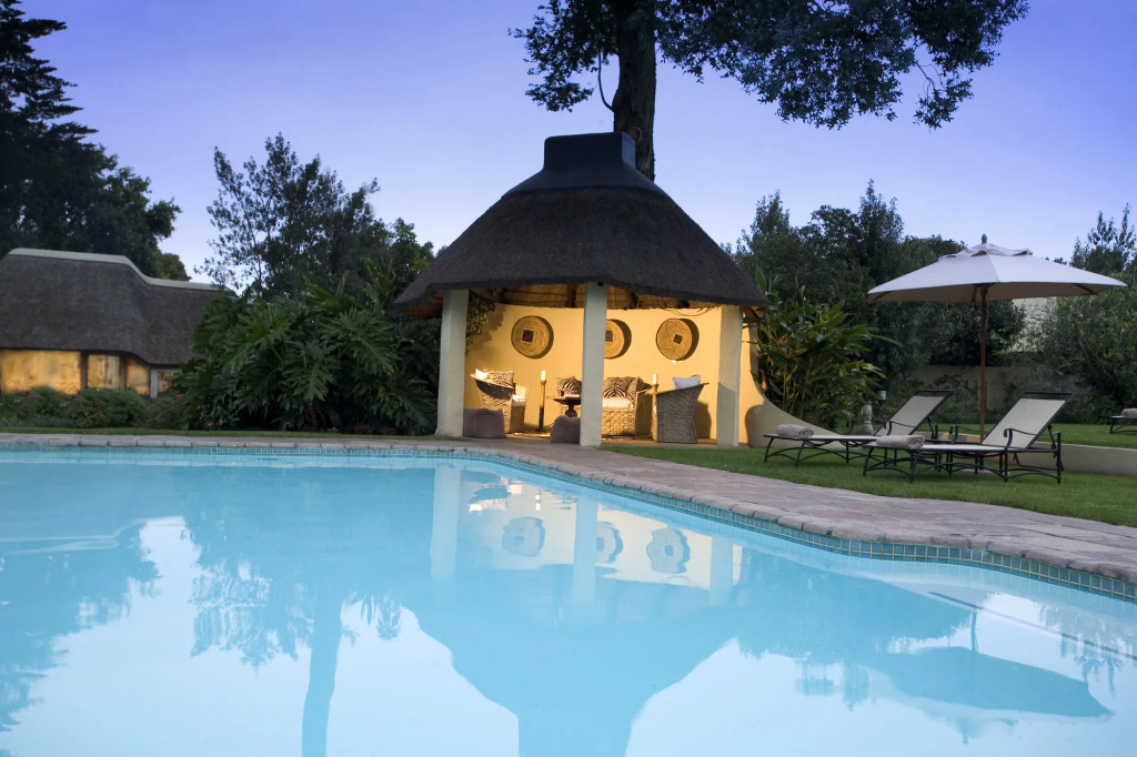 Hunters Country House