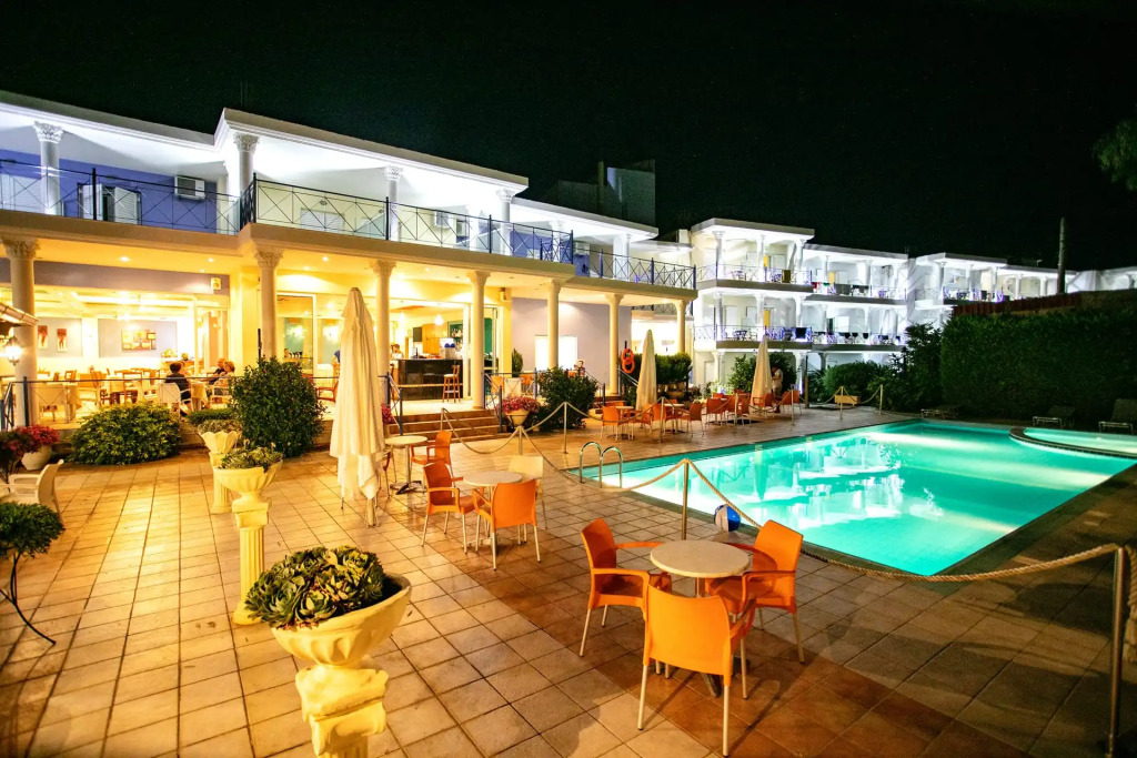 Zeus Paradise Hotel