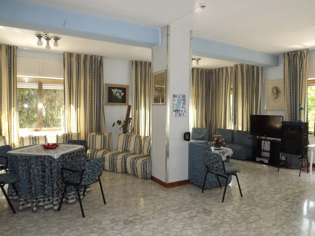 King Hotel