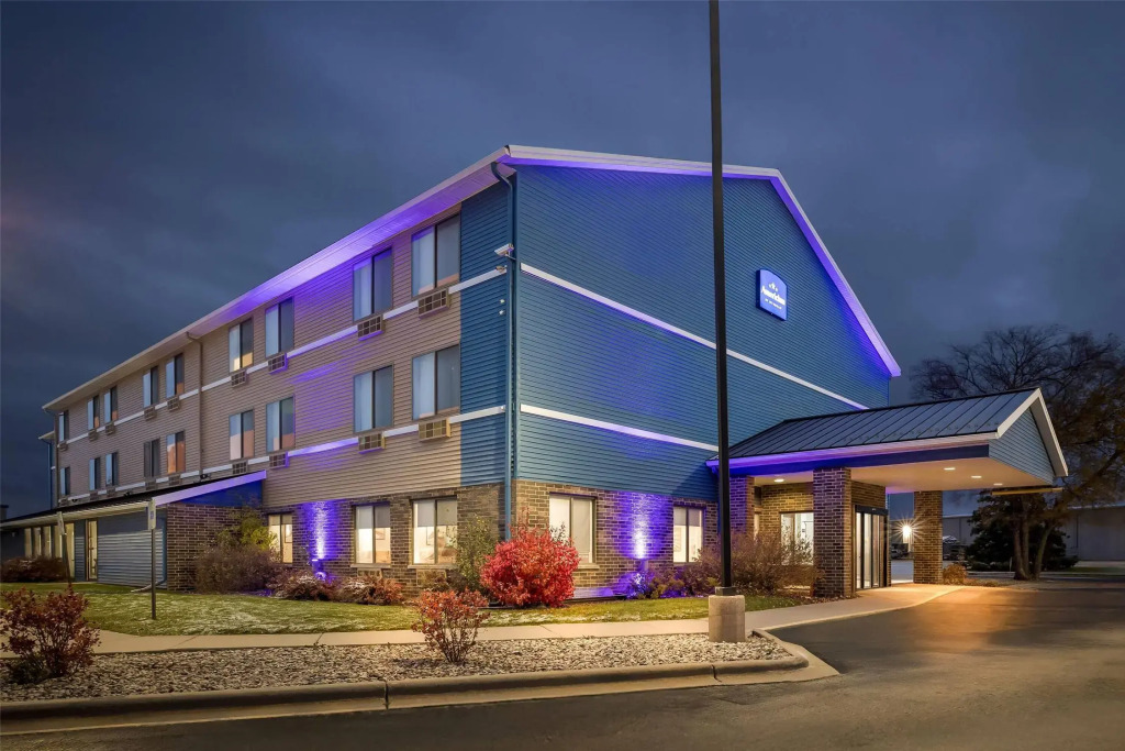 AmericInn by Wyndham Columbus Wisconsin