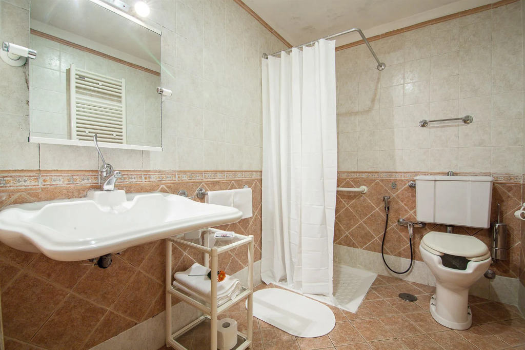 Hotel Pomezia