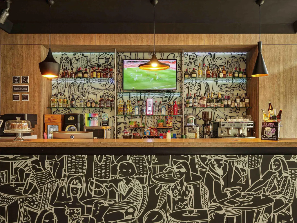 Hotel Ibis Cali Granada